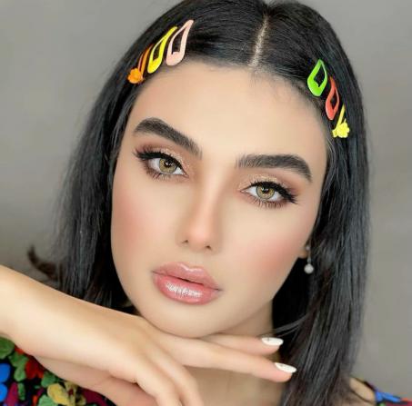 استفاده صحیح از گیره مو دخترانه مجلسی