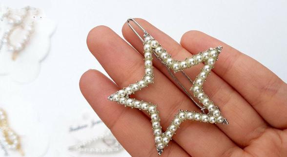 مشخصات کیفی گیره مو مجلسی